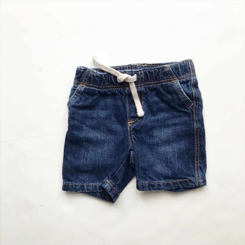 Old navy denim pull up shorts EUC 6-12 months
